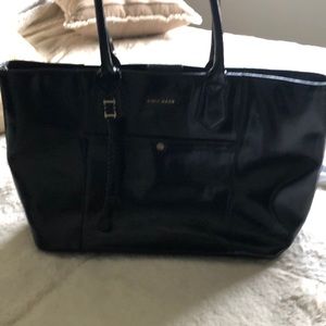 ⭕️❌⭕️ Cole Haan patent leather tote black